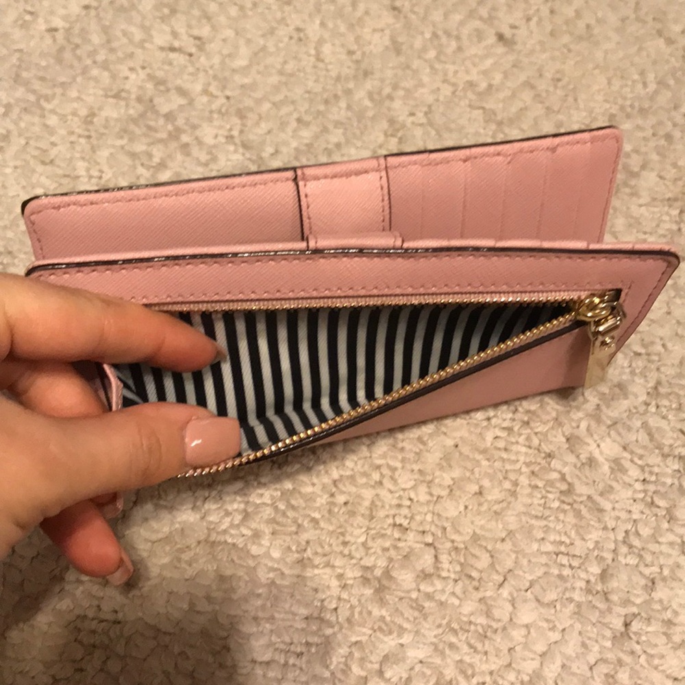 Kate Spade Wallet - Picture 3 of 7